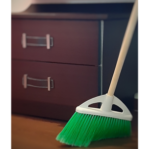 Medium standard broom